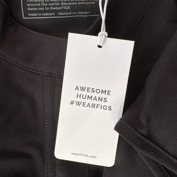 Figs Rafaela Cargo Wide Leg ScrubJumpsuit™ // Size Small - Picture 5 of 5